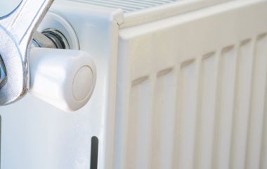 Установка и замена отопительных радиаторов: советы по выбору и монтажу
